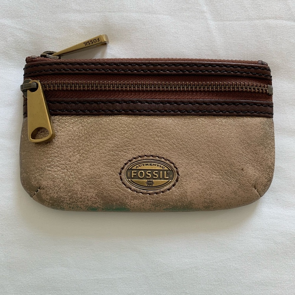 Fossil Tan and Brown Wallet